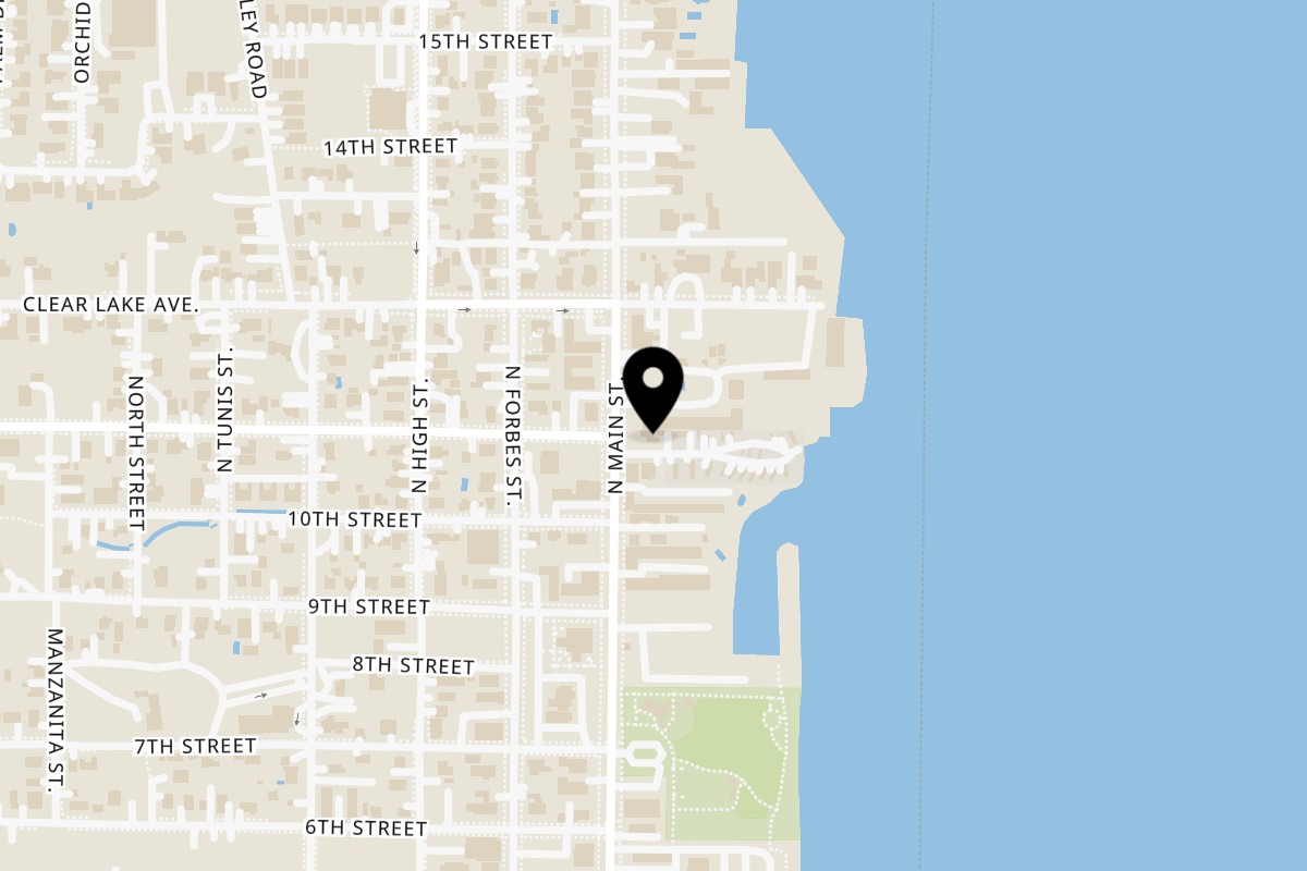 Map showing the location of Santanas Cottage Cafe and Catering on 1090 N Main St in Lakeport